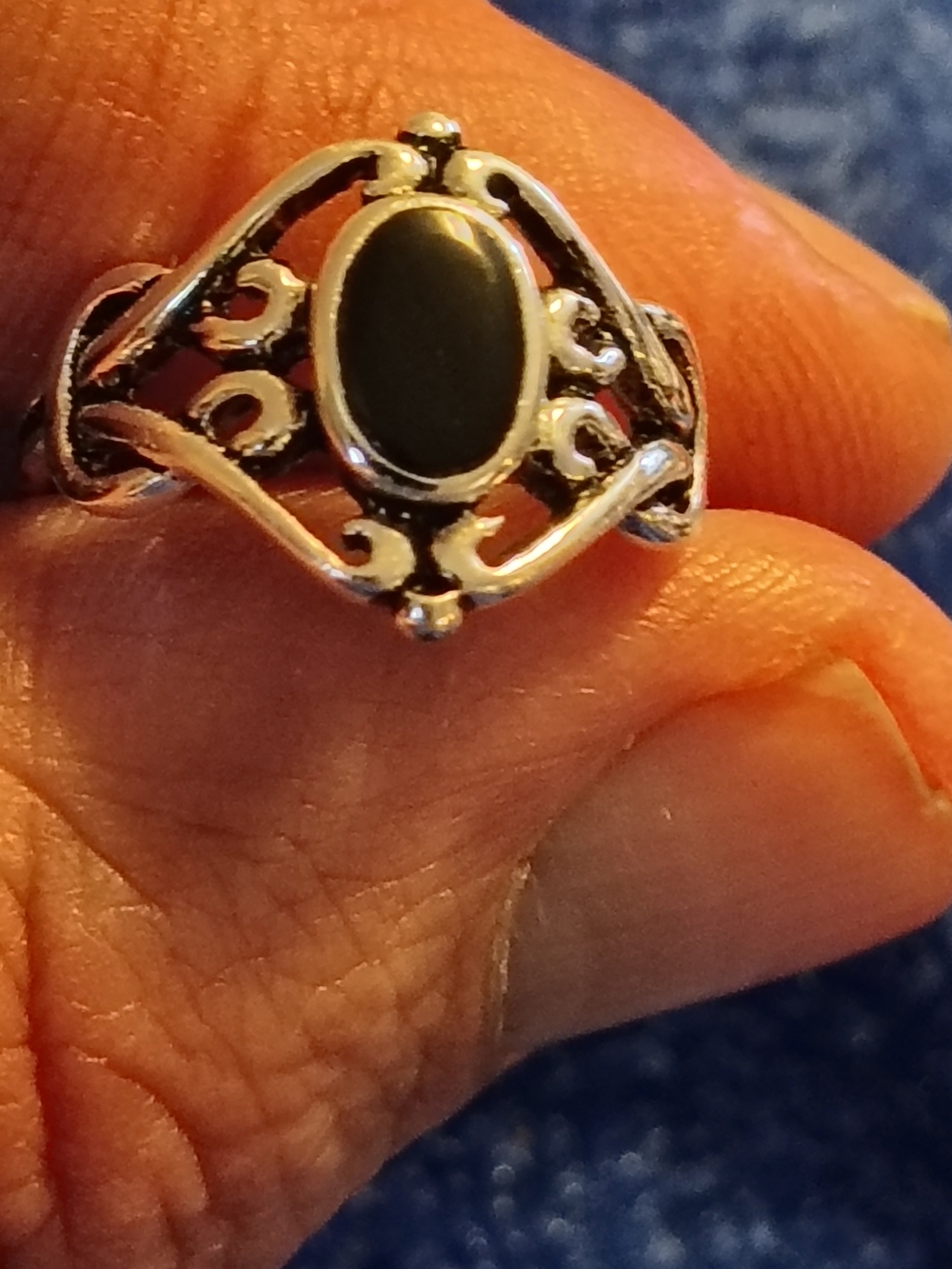 Vintage Sterling Silver Black Onyx Oval Filigree Ring Size 6 Signed